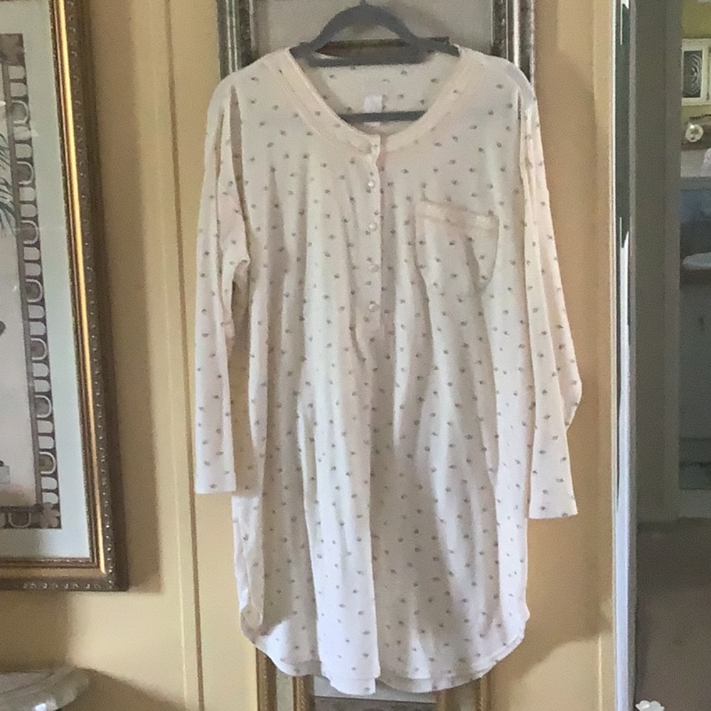 ARIA pajama top long sleeves yellow with designs buttons & pocket. Size …